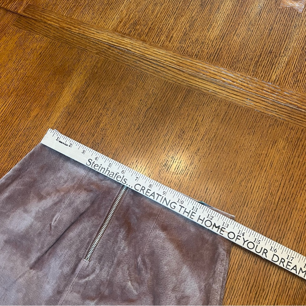 NEW BLANK NYC Women’s Leather Suede Mini Skirt Coffee Bean Size 25 Zipper Detail - Picture 13 of 14
